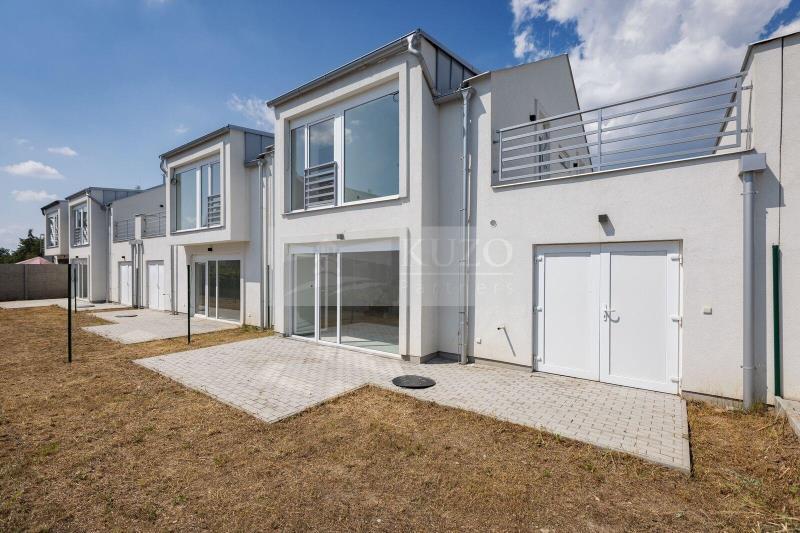 house terraced house, 166m2 na sale v Mladá Boleslav (1)