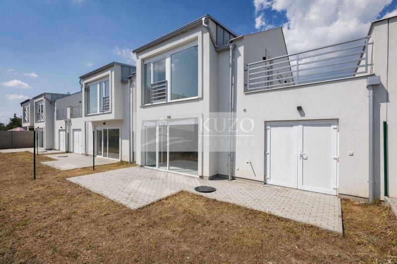 дом рядовой, 166m2 na продажа v Mladá Boleslav (1)